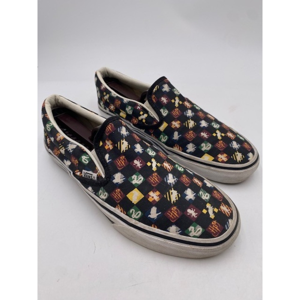 HARRY POTTER Vans Classic Slip-On Shoes Women 9 Black Checkerboard House Crests
